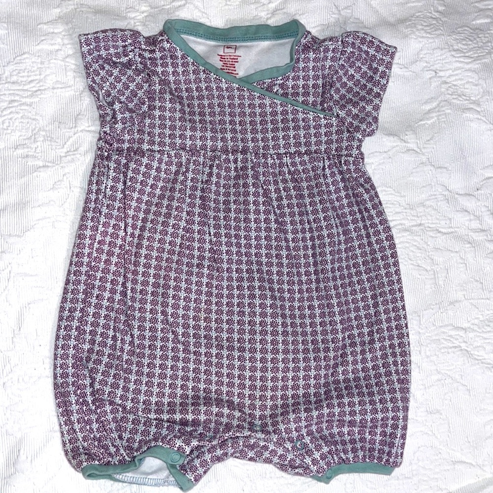 Boutique Brand Tea baby girls romper size 12-18 months